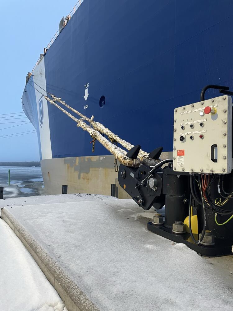Quick Release Mooring Hooks LNG Finland