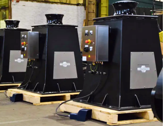 capstans for Marina Bay Cruise Centre